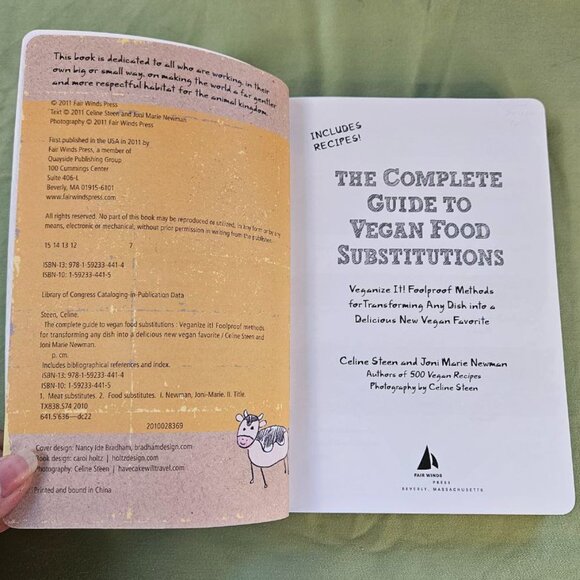 The Complete Guide to Vegan Food Substitutions by‎ Celine Steen - Paperback - Picture 3 of 10